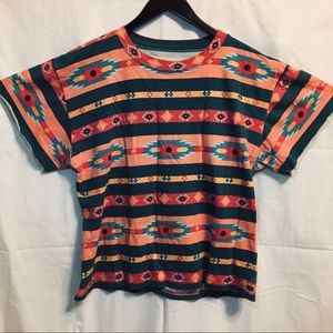 Aztec women’s cutoff sleeve tee